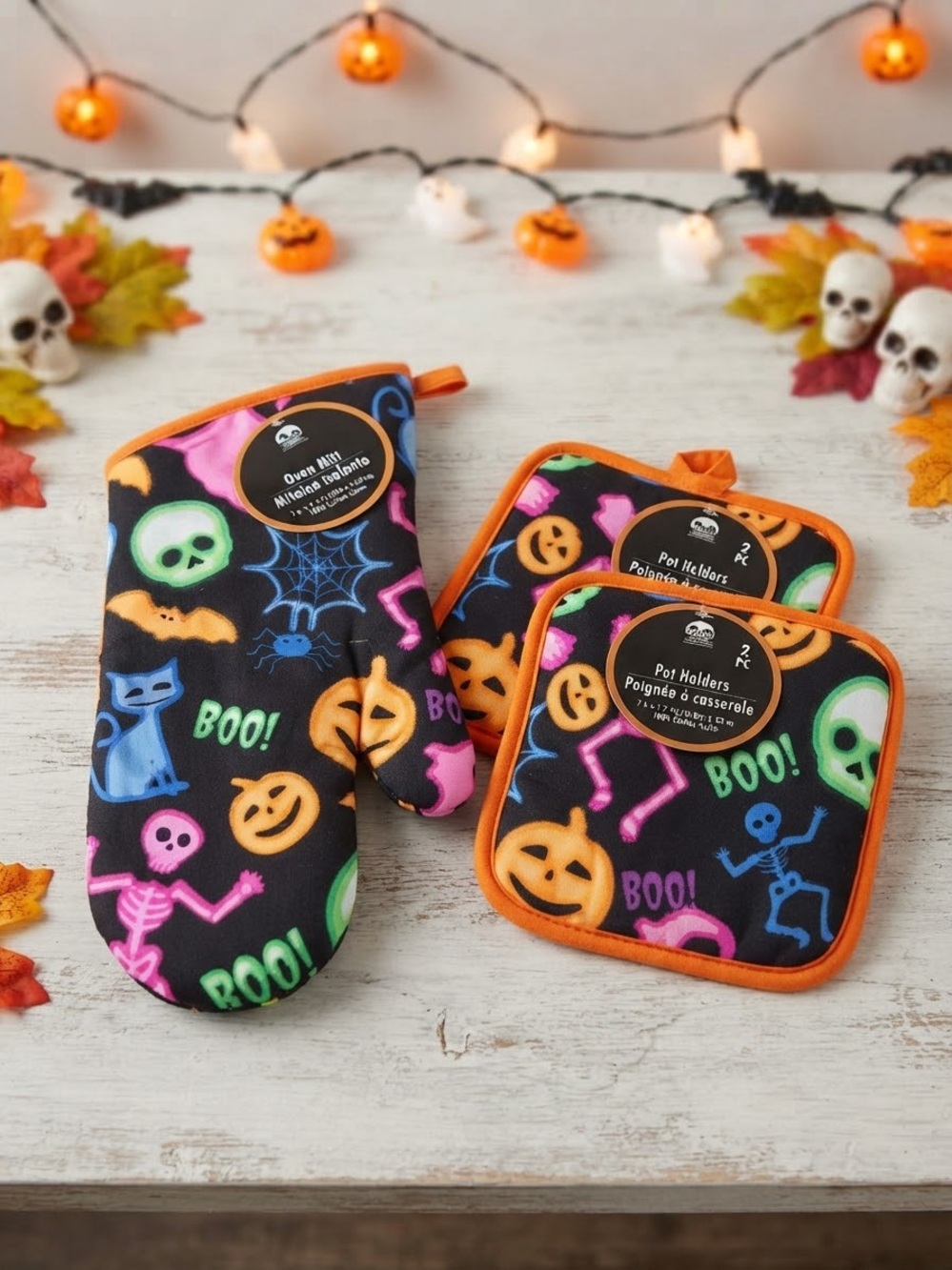 Halloween Kids Oven Mitt and Pot Holders Set